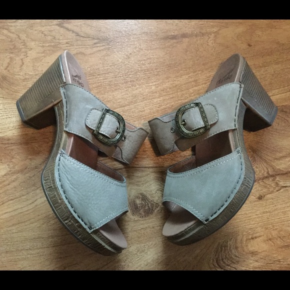 DANSKO Ramona Taupe Open Toe Buckled Mule/Slides - Picture 2 of 8
